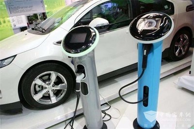 2019政府工作報告聚焦 七大汽車產(chǎn)業(yè)核心要點與新興能源技術(shù)研發(fā)